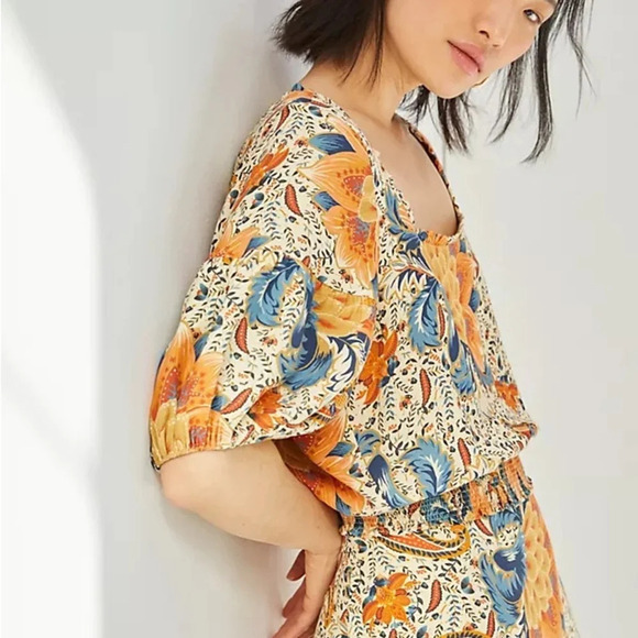 FARM Rio Tops - NWT Farm‎ Rio Bambina Floral Square Neck Elastic Back Tie Top